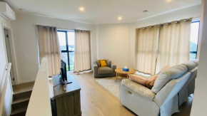 New 3 Bedroom Town House on Clyde